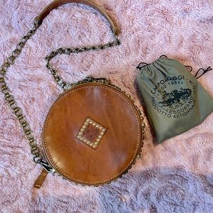 Round Campomaggi leather purse